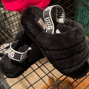 UGG slide slippers SIZE 8 Women’s
